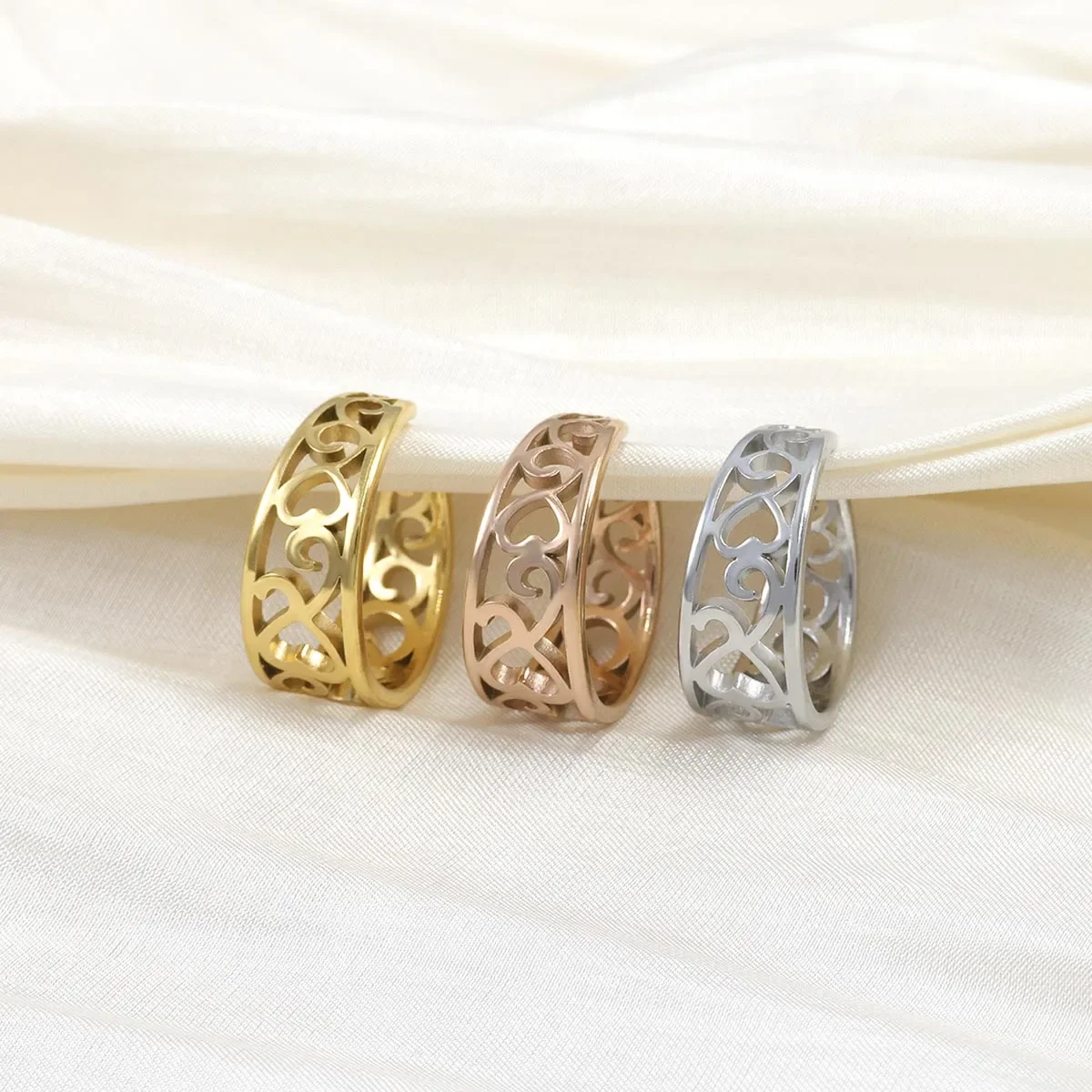 1pc/3pcs Lotus Hohl Krone Edel – Body Jewelry Hypoallergenic Bewertung und Preis